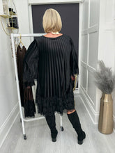 Load image into Gallery viewer, Carla dress - 2 colours