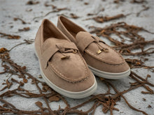 Load image into Gallery viewer, Helen loafers - beige
