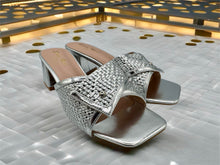 Load image into Gallery viewer, Isobel heels - silver