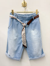 Load image into Gallery viewer, Faith shorts - 2 colours