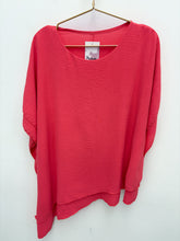 Load image into Gallery viewer, Lynne top - 11 colours