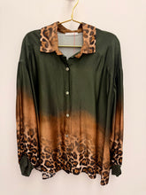 Load image into Gallery viewer, Hannah top - 5 colours. LAST ONE
