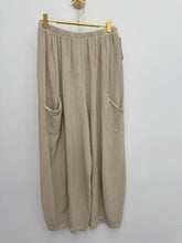 Load image into Gallery viewer, Patsy trousers - 8 colours