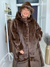 Load image into Gallery viewer, Bella hat - 5 Colours