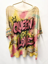 Load image into Gallery viewer, Queen top