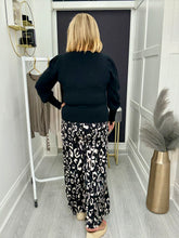 Load image into Gallery viewer, Leila jumper - 7 colours