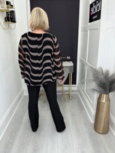 Load image into Gallery viewer, Abby top - 5 sizes