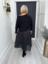 Load image into Gallery viewer, Rio skirt - 2 sizes
