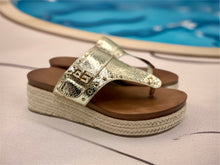 Load image into Gallery viewer, Cassie wedges