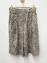 Load image into Gallery viewer, Brooke Magic Shorts - 4 Colours