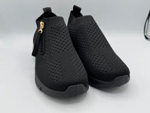 Load image into Gallery viewer, Clare Trainers - black