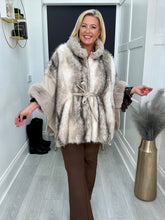 Load image into Gallery viewer, Selina cape