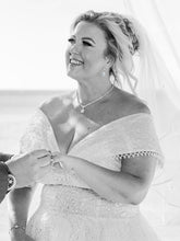 Load image into Gallery viewer, Louisa Wedding Necklace & Earring Set - 2 colours