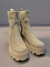 Load image into Gallery viewer, Gemma boots - beige