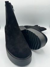 Load image into Gallery viewer, Sarah boots - black. GENEROUS FIT. SIZE 3s ONLY