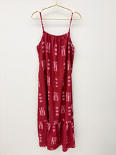 Load image into Gallery viewer, Seashell dress