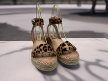 Load image into Gallery viewer, Paula espadrilles - leopard. LAST PAIR