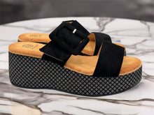 Load image into Gallery viewer, Bonnie Wedges - black. LAST ONES
