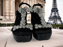 Load image into Gallery viewer, Paris wedges - black. LAST ONES
