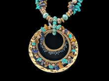 Load image into Gallery viewer, Shelly Necklace - 2 Colours