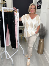 Load image into Gallery viewer, Diva Magic trousers - 4 colours. LAST PAIR