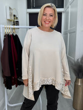 Load image into Gallery viewer, Emma top - 5 colours