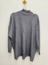 Load image into Gallery viewer, Sandy jumper - 6 colours