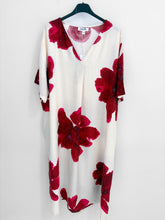 Load image into Gallery viewer, Poppy dress - 2 sizes