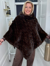 Load image into Gallery viewer, Petra cape - 3 colours