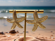 Load image into Gallery viewer, Starfish earrings