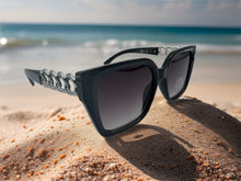 Load image into Gallery viewer, Clara Sunglasses - 2 Colours