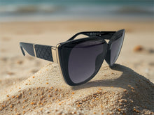 Load image into Gallery viewer, Erin Sunglasses - 2 Colours