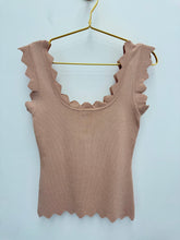 Load image into Gallery viewer, Ginny top - 8 colours, 2 Sizes