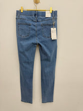 Load image into Gallery viewer, Imogen jeans - 2 Colours