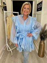 Load image into Gallery viewer, Frilly top - 2 colours, 3 sizes