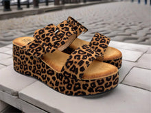 Load image into Gallery viewer, Bonnie Wedges - leopard