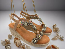 Load image into Gallery viewer, Kylie Wedges - Beige