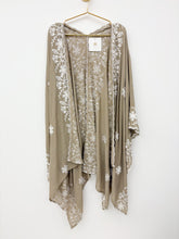 Load image into Gallery viewer, Macey cardigan