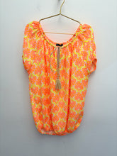 Load image into Gallery viewer, Remi top - 3 colours