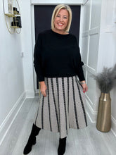 Load image into Gallery viewer, Piper skirt - 5 sizes