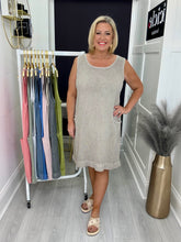 Load image into Gallery viewer, Hannah dress - 10 colours