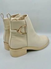 Load image into Gallery viewer, Dina boots - cream