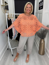 Load image into Gallery viewer, Vanessa top - 6 colours