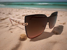 Load image into Gallery viewer, Amanda Sunglasses - 3 Colours