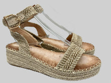 Load image into Gallery viewer, Paula espadrilles - beige. LAST ONES