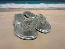 Load image into Gallery viewer, Beatrice sandals - silver. 3s & 4s ONLY