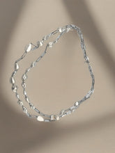 Load image into Gallery viewer, Amelia necklace - 2 colours