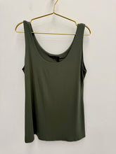 Load image into Gallery viewer, Suzie top - 15 colours