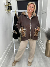 Load image into Gallery viewer, Beth coat - 2 colours