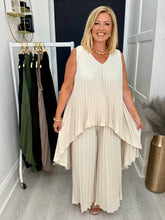 Load image into Gallery viewer, Lucy co-ord - 6 colours. LAST ONES